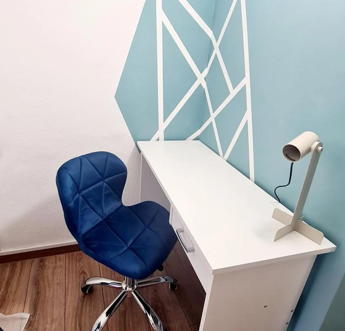 アパート 2 Separate Bedrooms And Living Room Fully Equipped With Ac ブダペスト