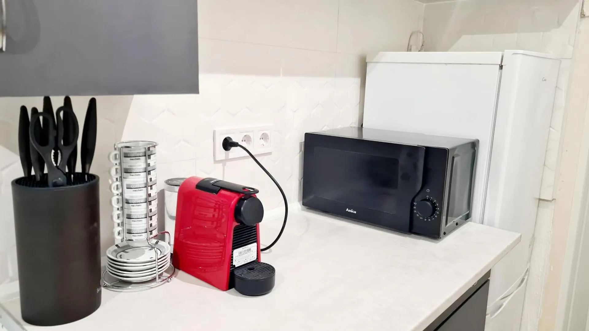 2 Separate Bedrooms And Living Room Fully Equipped With Ac ブダペスト ハンガリー